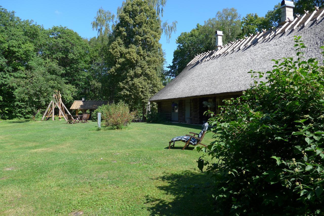 Hotel Kotka Farm Saarekula Esterno foto